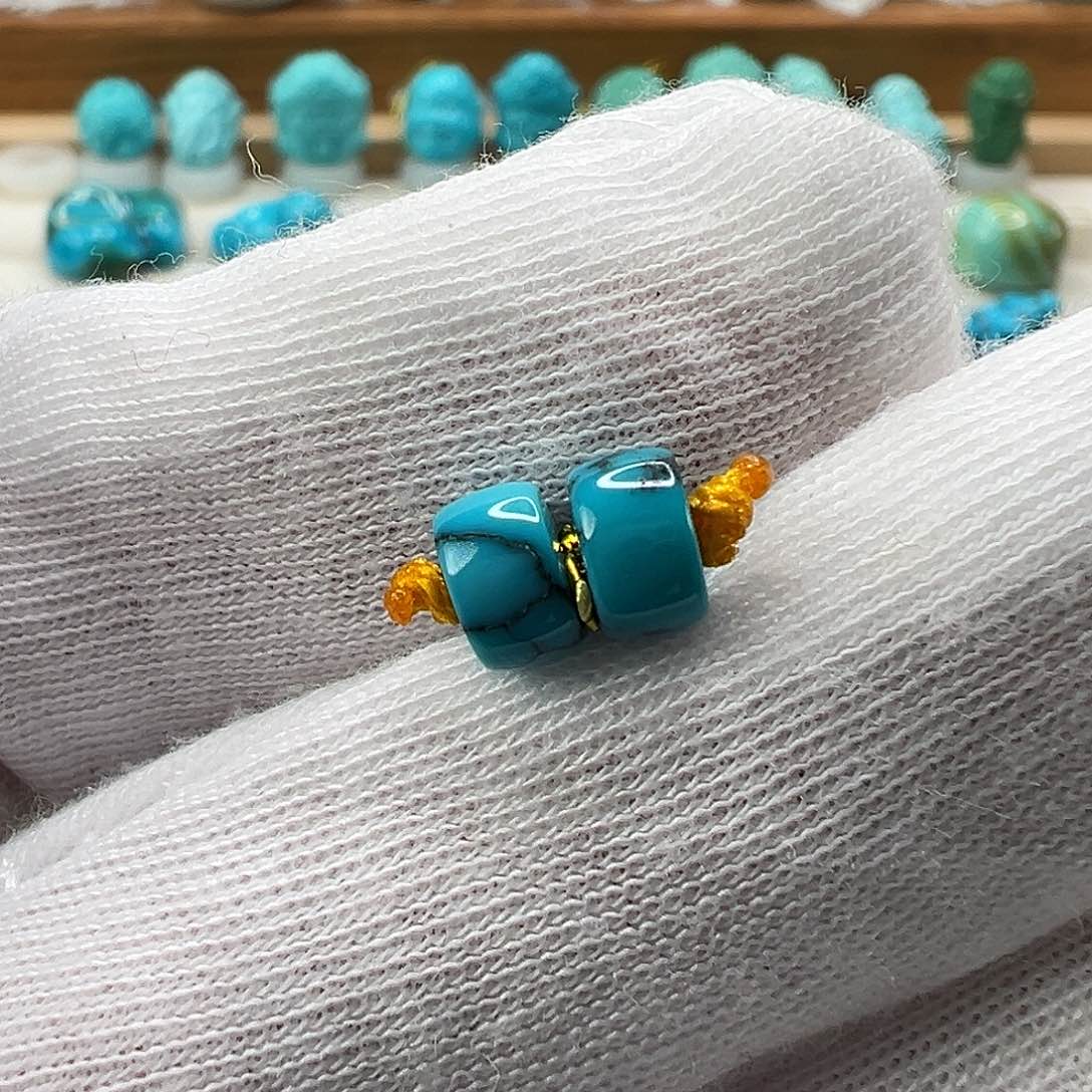 绿松石配饰未镶嵌