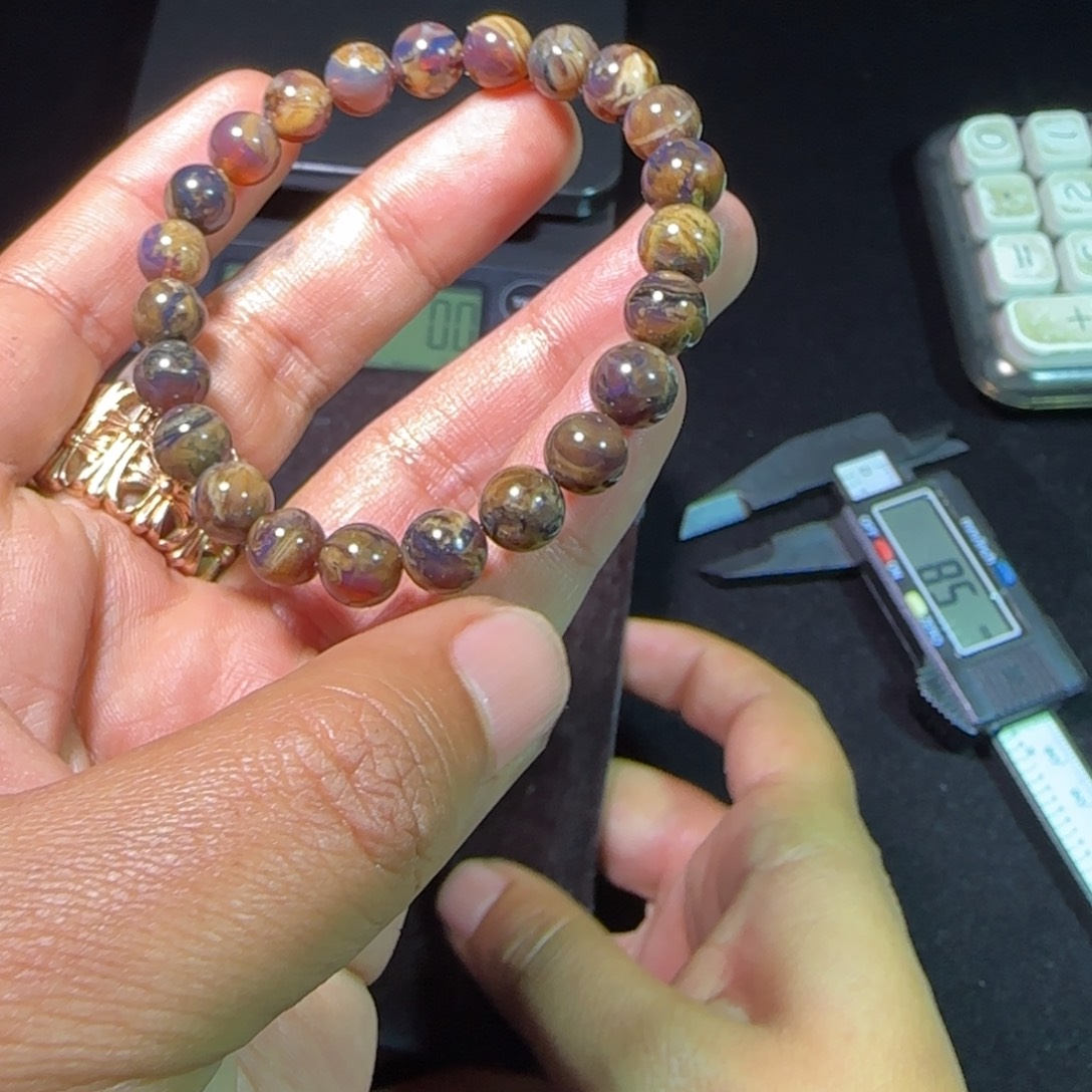 琥珀未镶嵌裸石琥珀