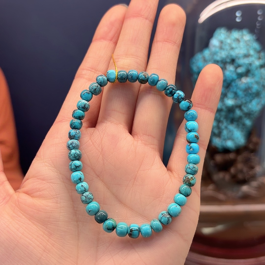 绿松石未镶嵌颈饰