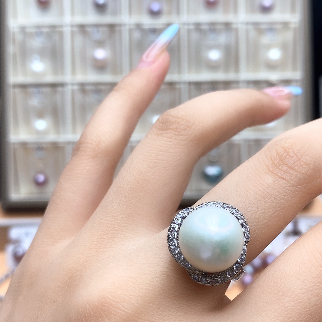 淡水珍珠合金颈饰