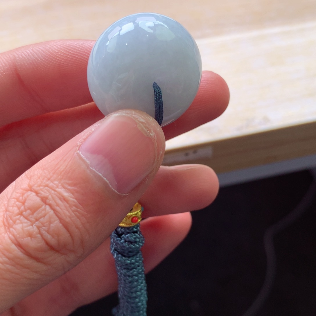 翡翠颈饰未镶嵌吊坠