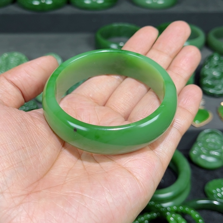 和田玉（碧玉）手镯未镶嵌五**登