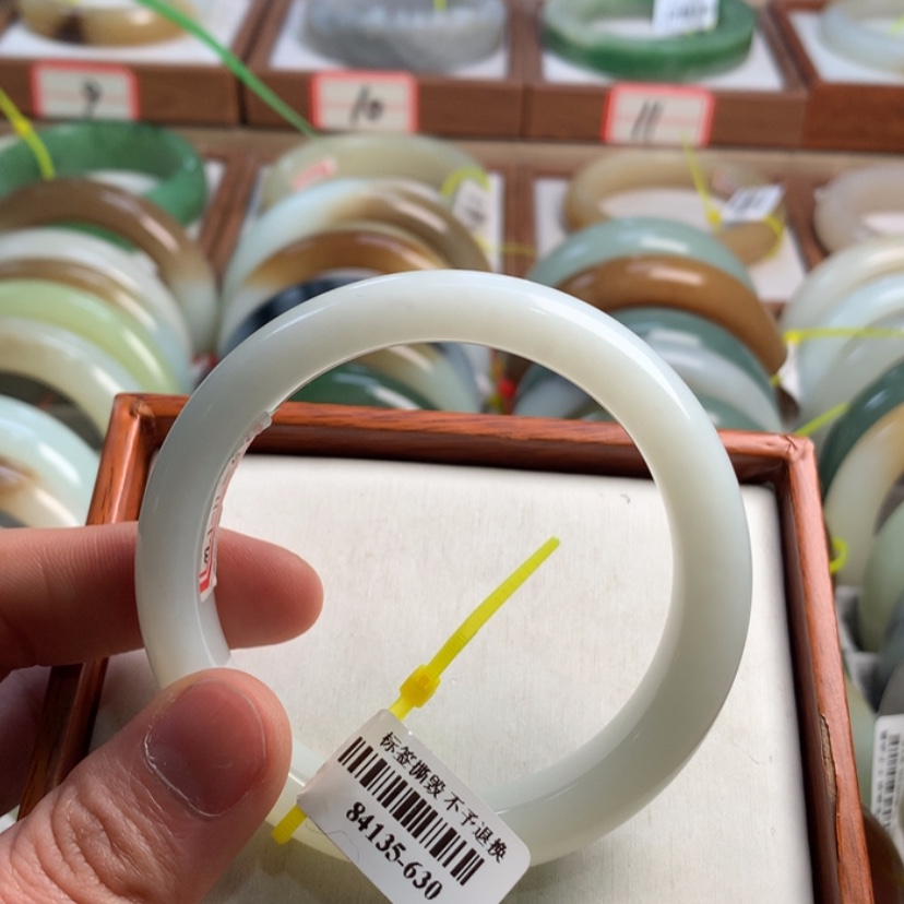 【闪购商品】和田玉手镯未镶嵌55.2