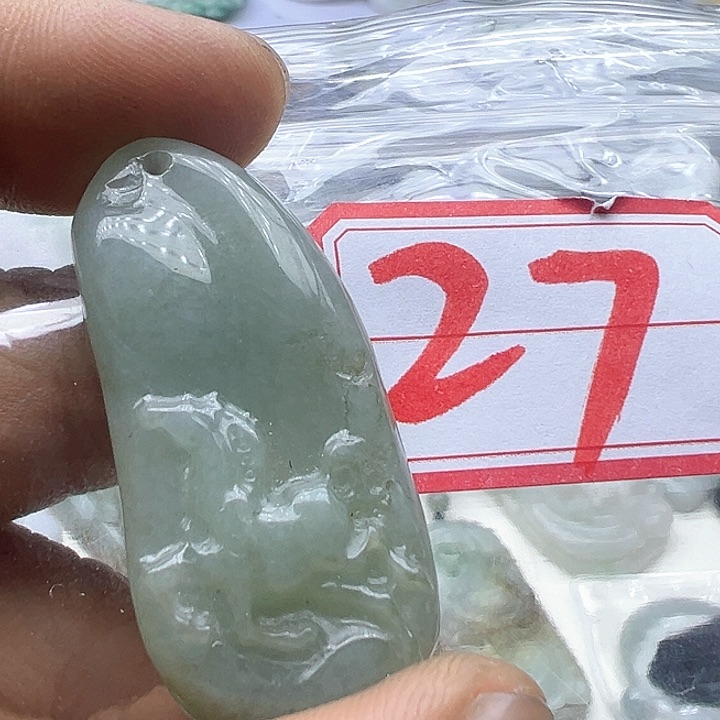 翡翠颈饰未镶嵌天然缅甸翡翠吊坠