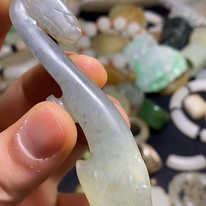 和田玉（糖玉）未镶嵌颈饰