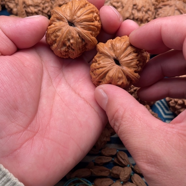 黎***g核桃手串/手链元宝444