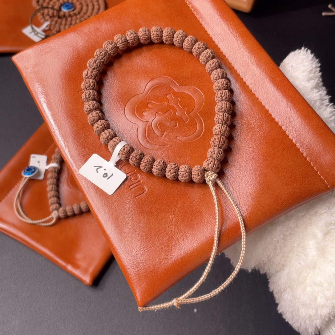 金刚菩提吊坠纯血勿里达老树王10.2mm