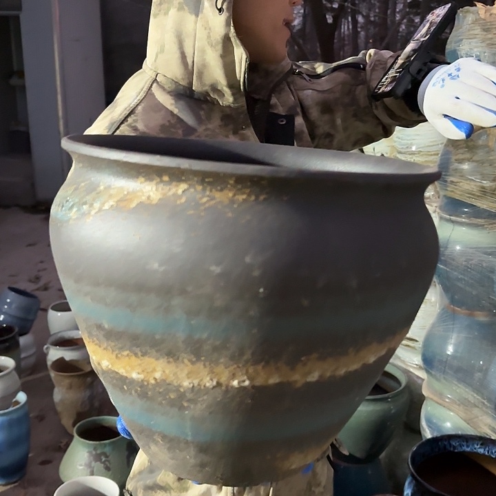 高度25厘米口29厘米