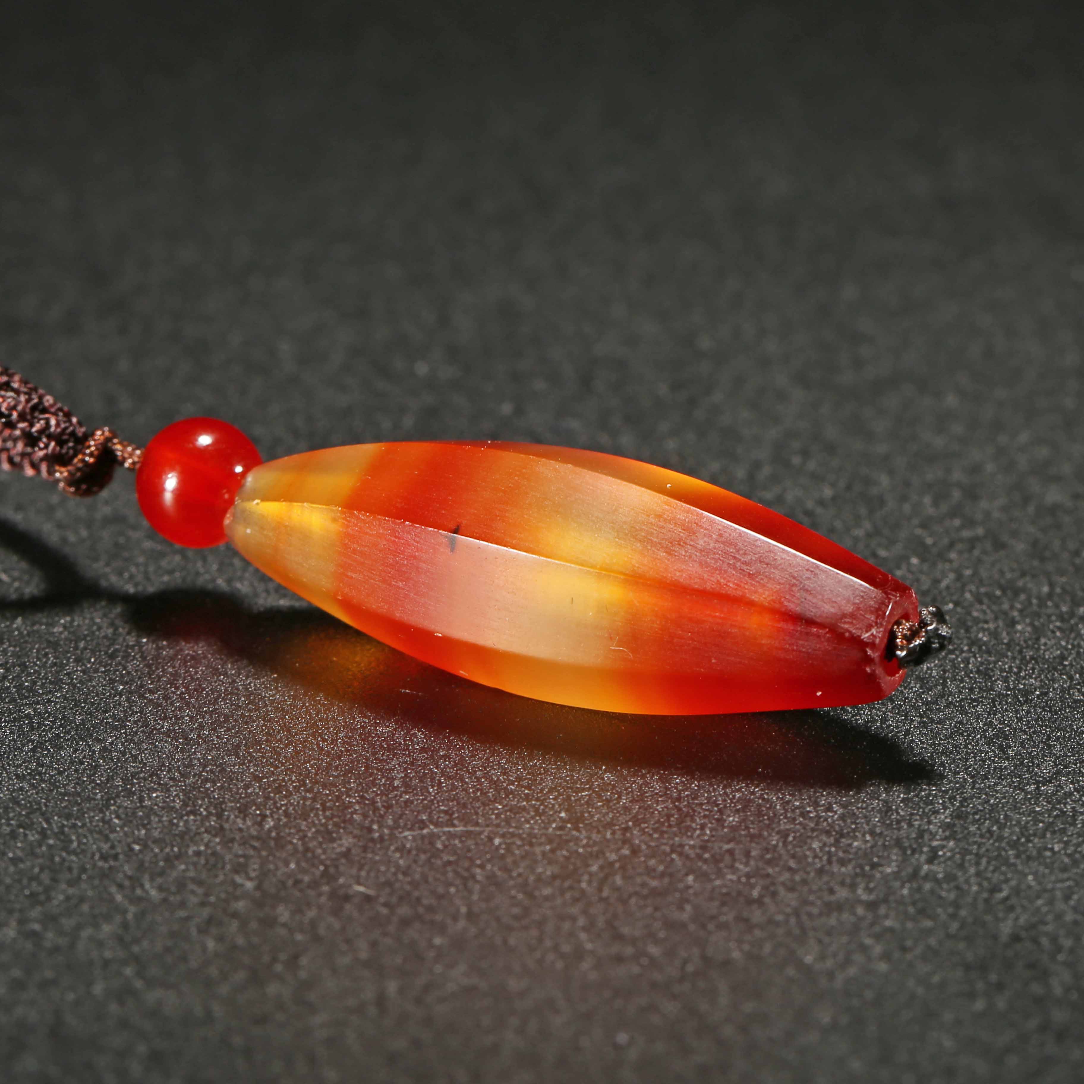 十九世纪/多棱红玛瑙管珠吊坠/JGS25021308/收藏/【济文阁】