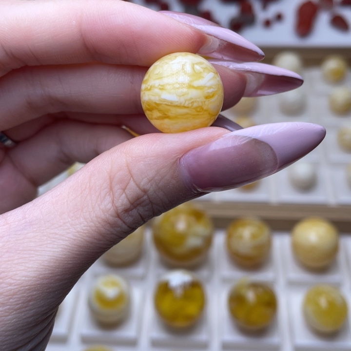 琥珀裸石未镶嵌金橘虎皮17.3