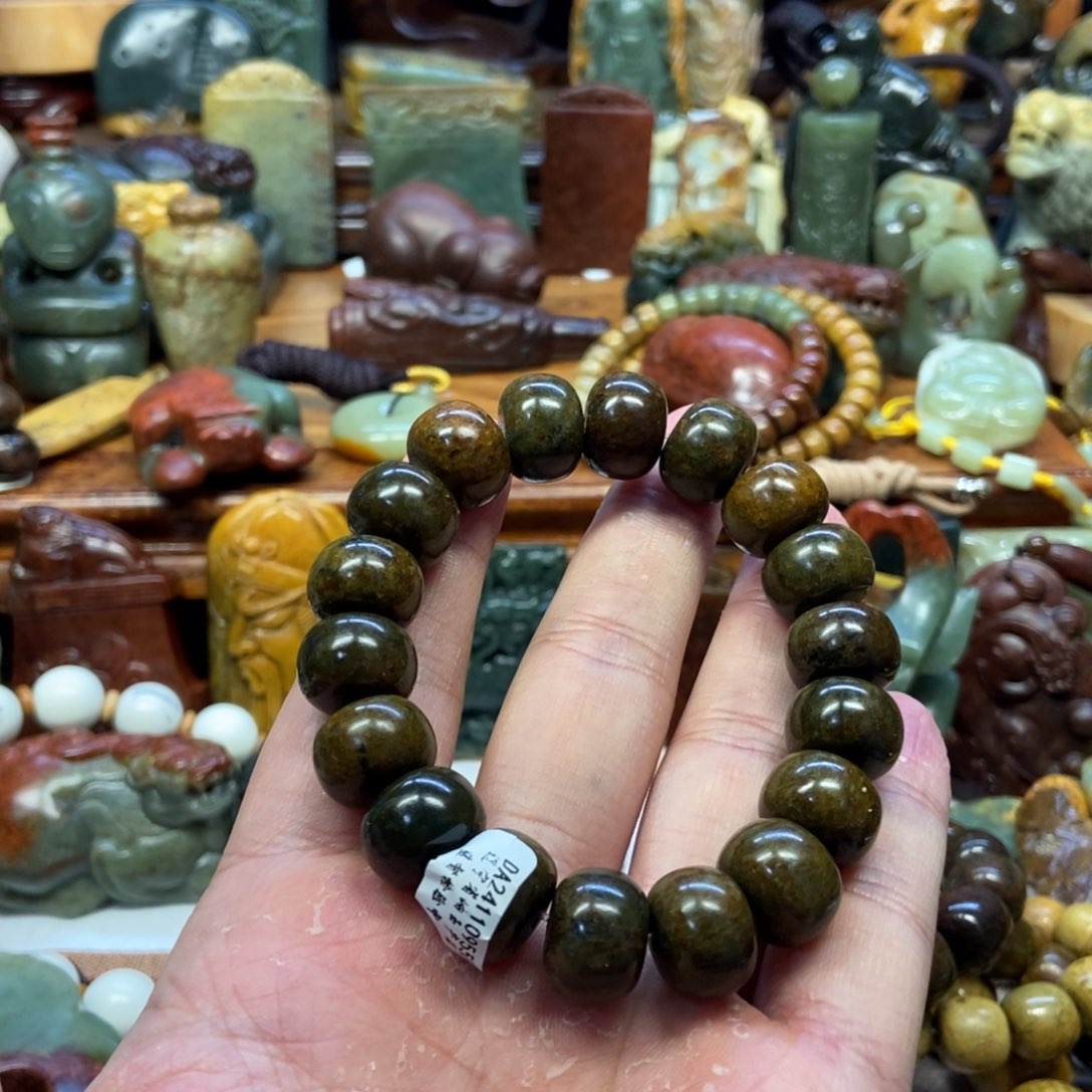 岫岩河磨玉（透闪石质玉）手串未镶嵌