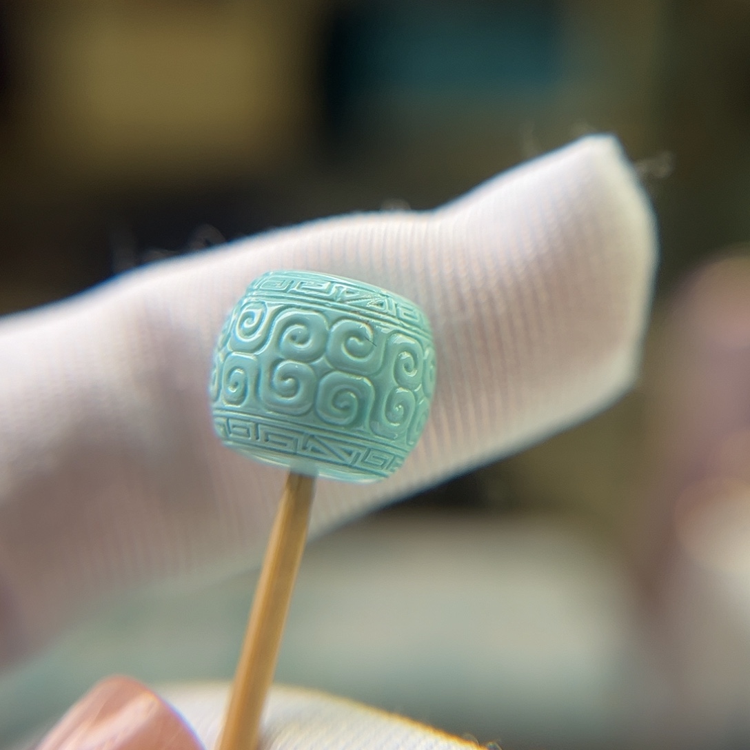 绿松石未镶嵌珠宝奇石12