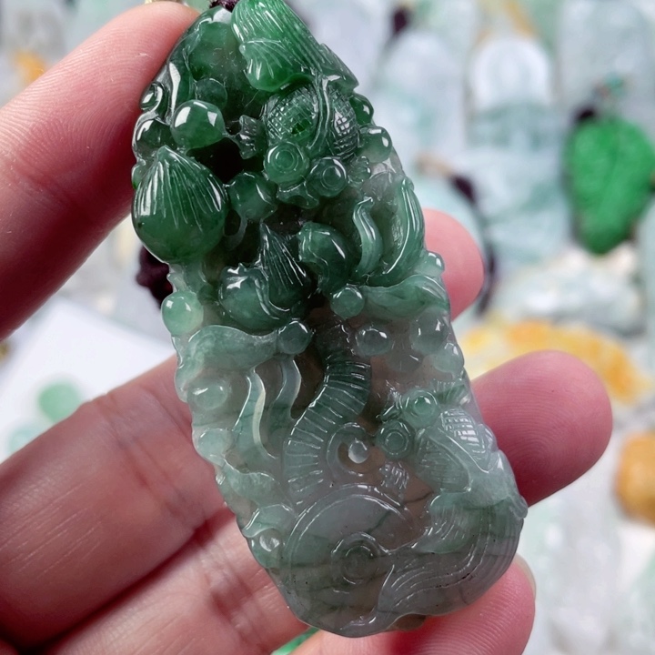 翡翠未镶嵌吊坠(不含链)