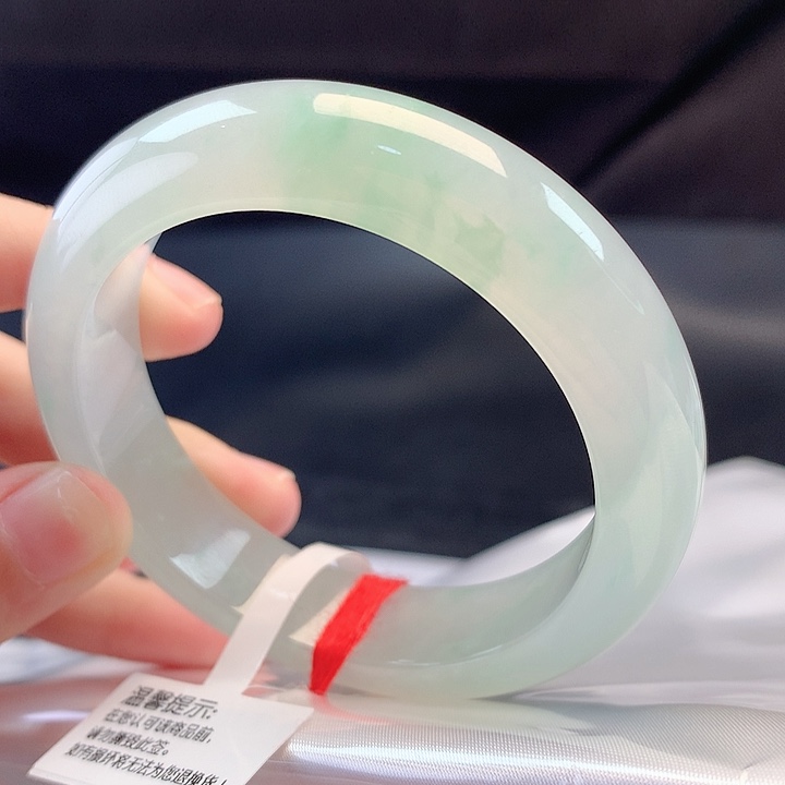 翡翠未镶嵌手镯51圈