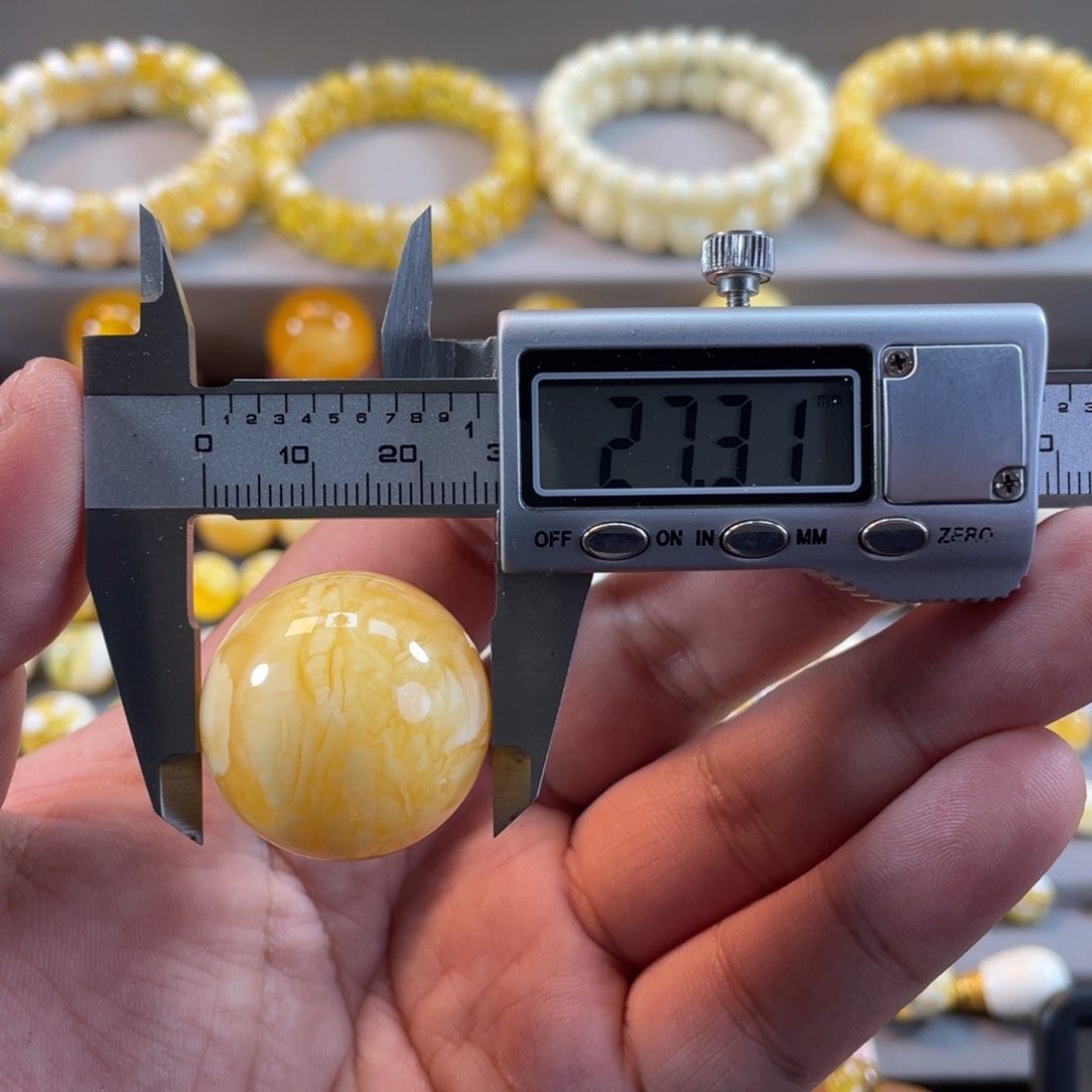 蜜蜡裸石未镶嵌小*哥焦皮料橘底满蜡虎皮