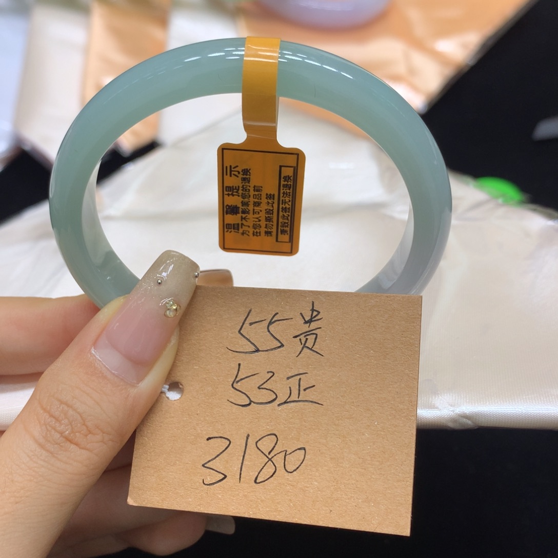 翡翠未镶嵌手镯天然翡翠