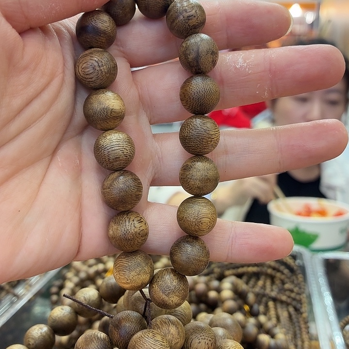 沉香手串手串多样性发一