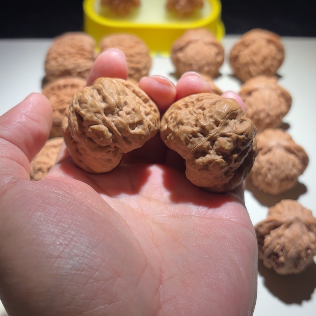 文玩核桃把件蛤蟆头