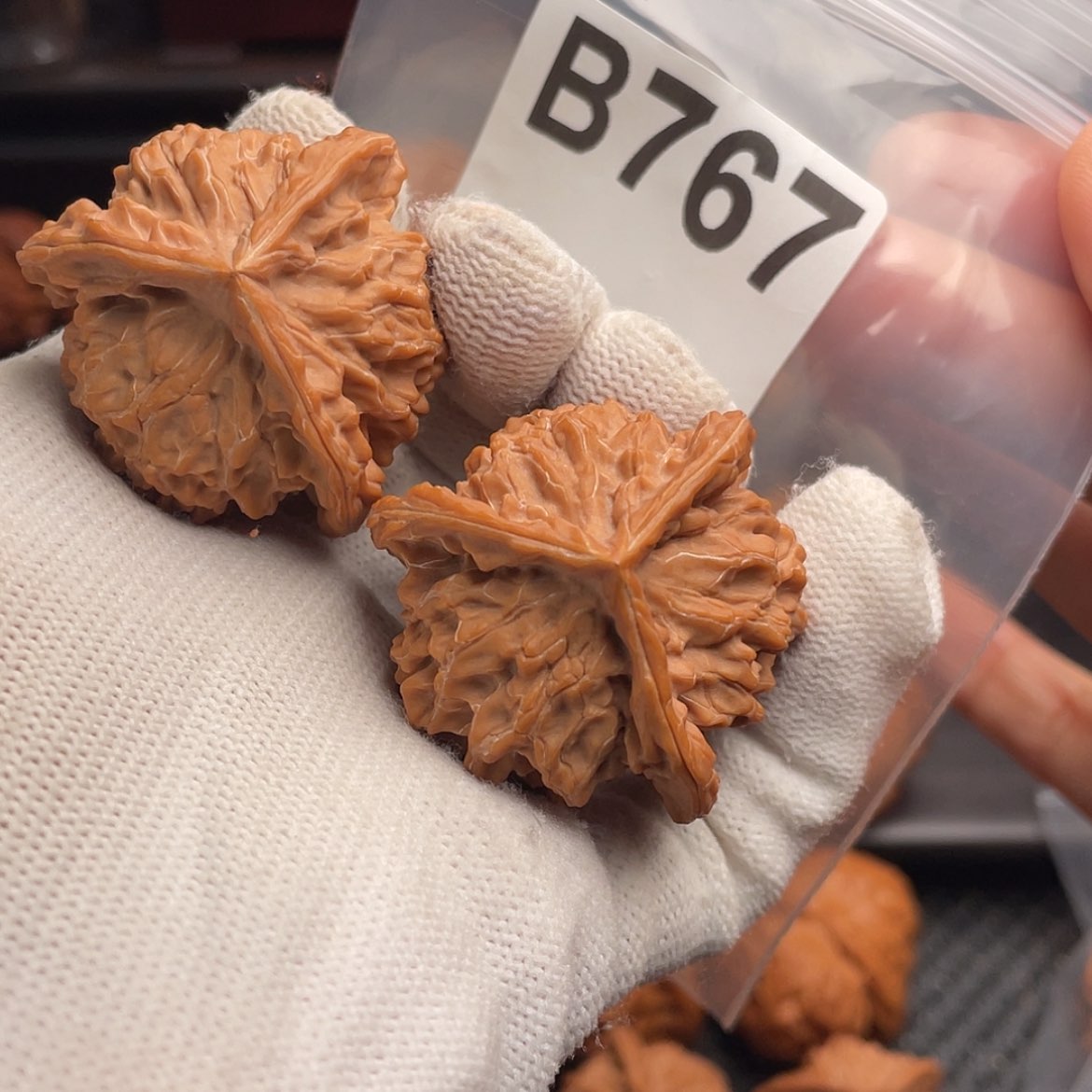 【闪购商品】文玩核桃吊坠B767三棱39