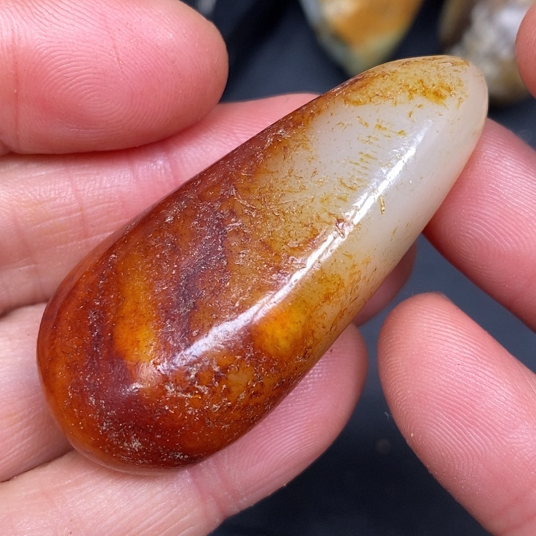 和田玉未镶嵌珠宝奇石