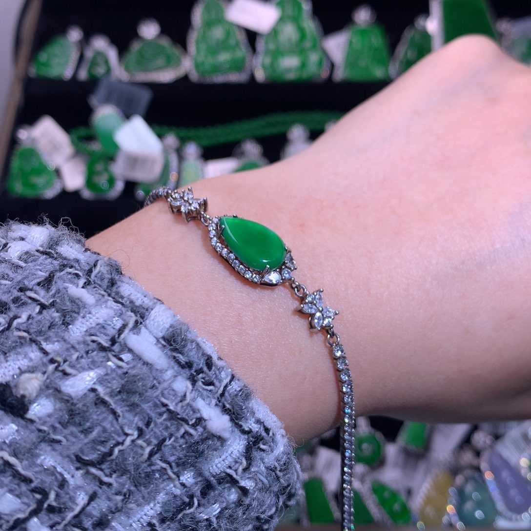 【闪购商品】银S925镶嵌戒指翡翠