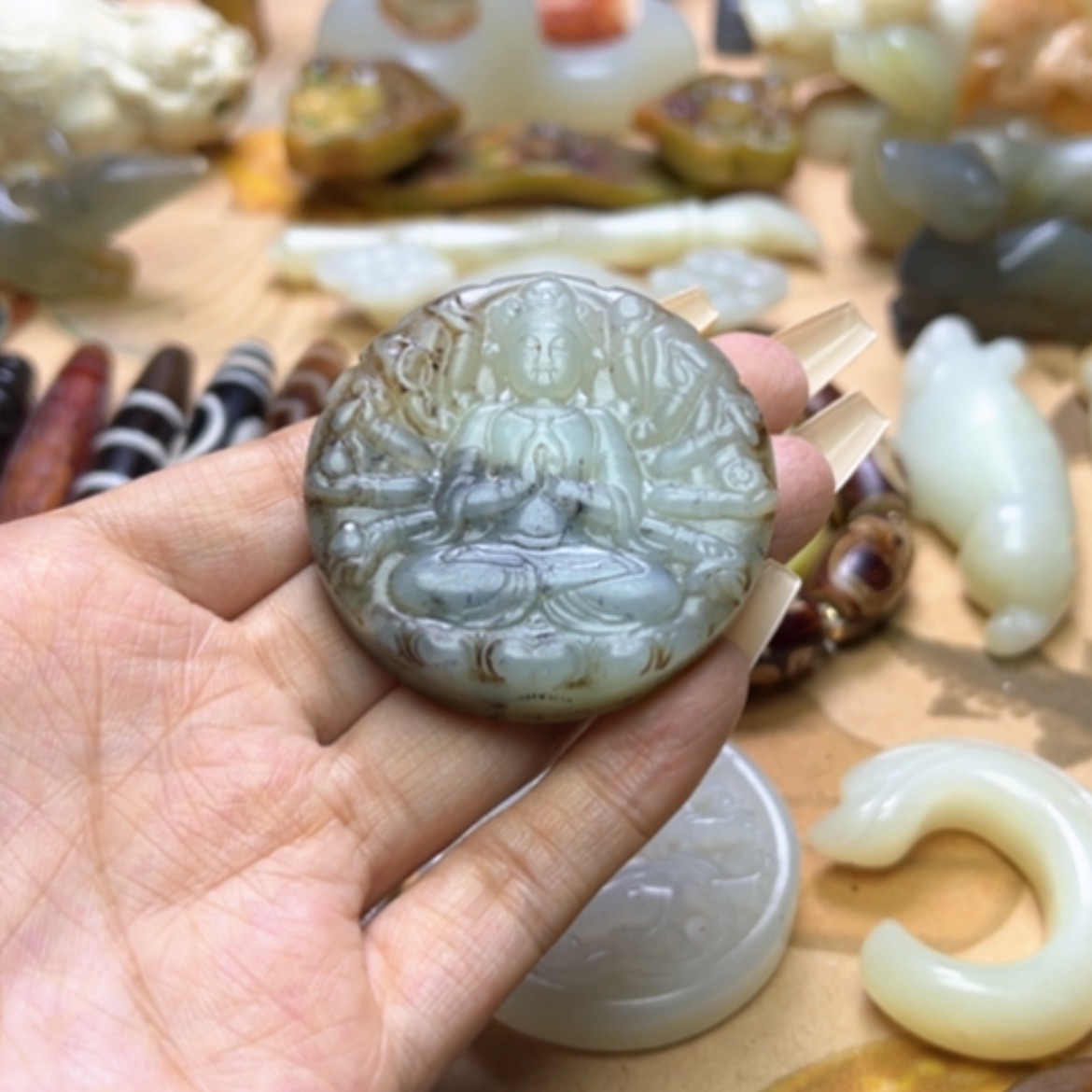 【闪购商品】蛇纹石玉颈饰未镶嵌