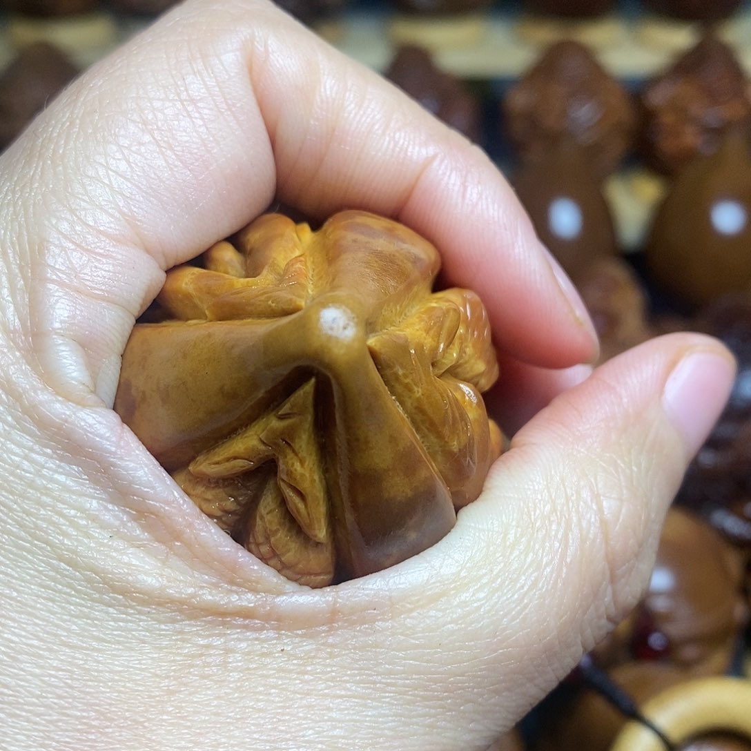 【闪购商品】核桃木/黑胡桃（胡桃木）橄榄核雕工艺手工三面，4.0