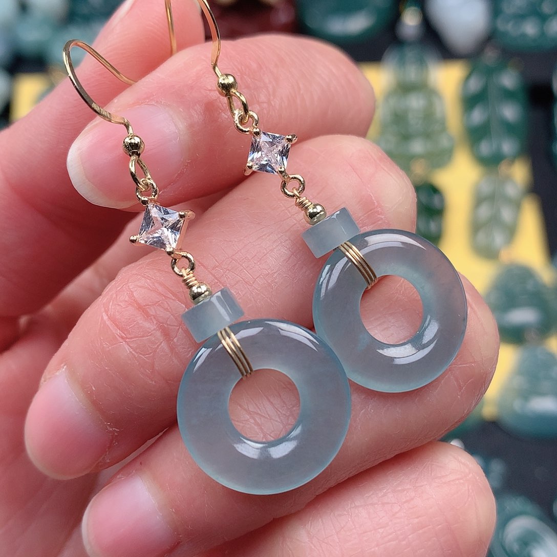 翡翠吊坠(不含链)未镶嵌吊坠