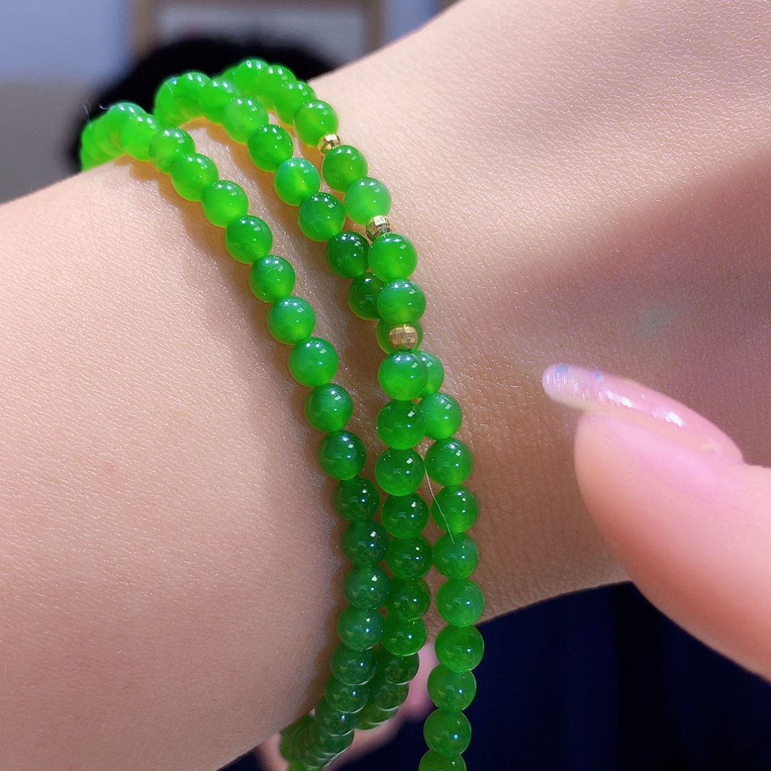 和田玉（碧玉）18K金镶嵌颈饰卡4