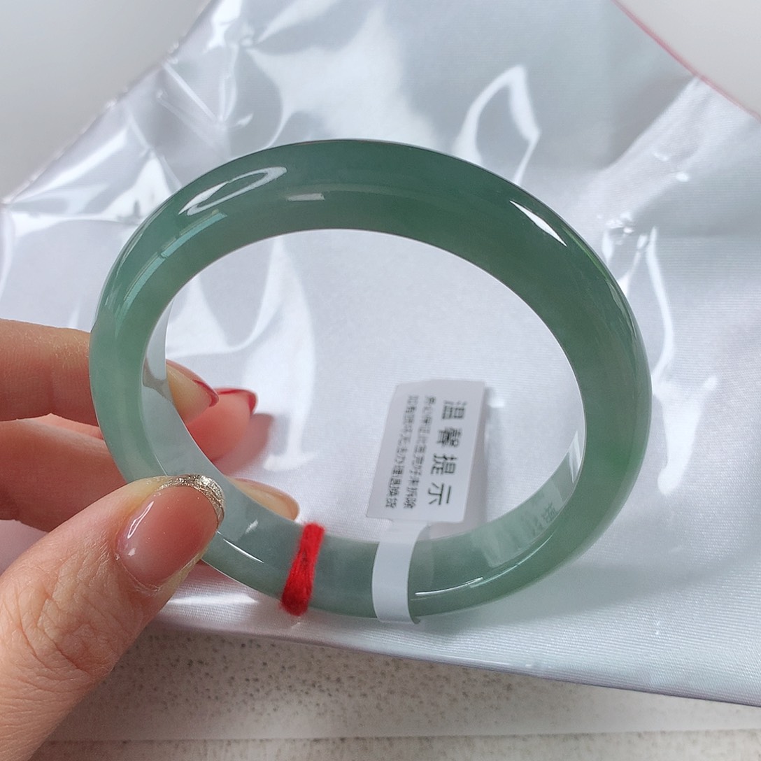 翡翠手镯未镶嵌 正圈①⑥③