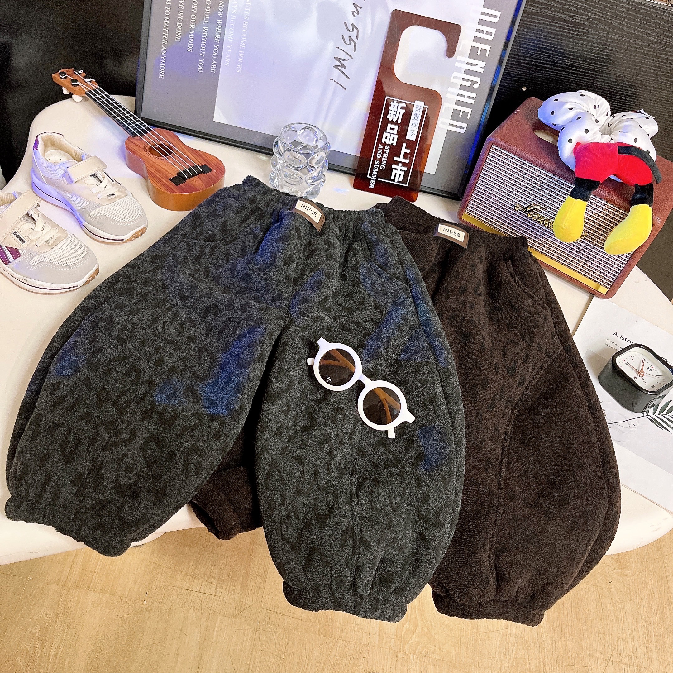 【冬季甄选】葵花绒加绒加厚高级感豹纹束脚韩版弯刀裤儿童加绒裤子