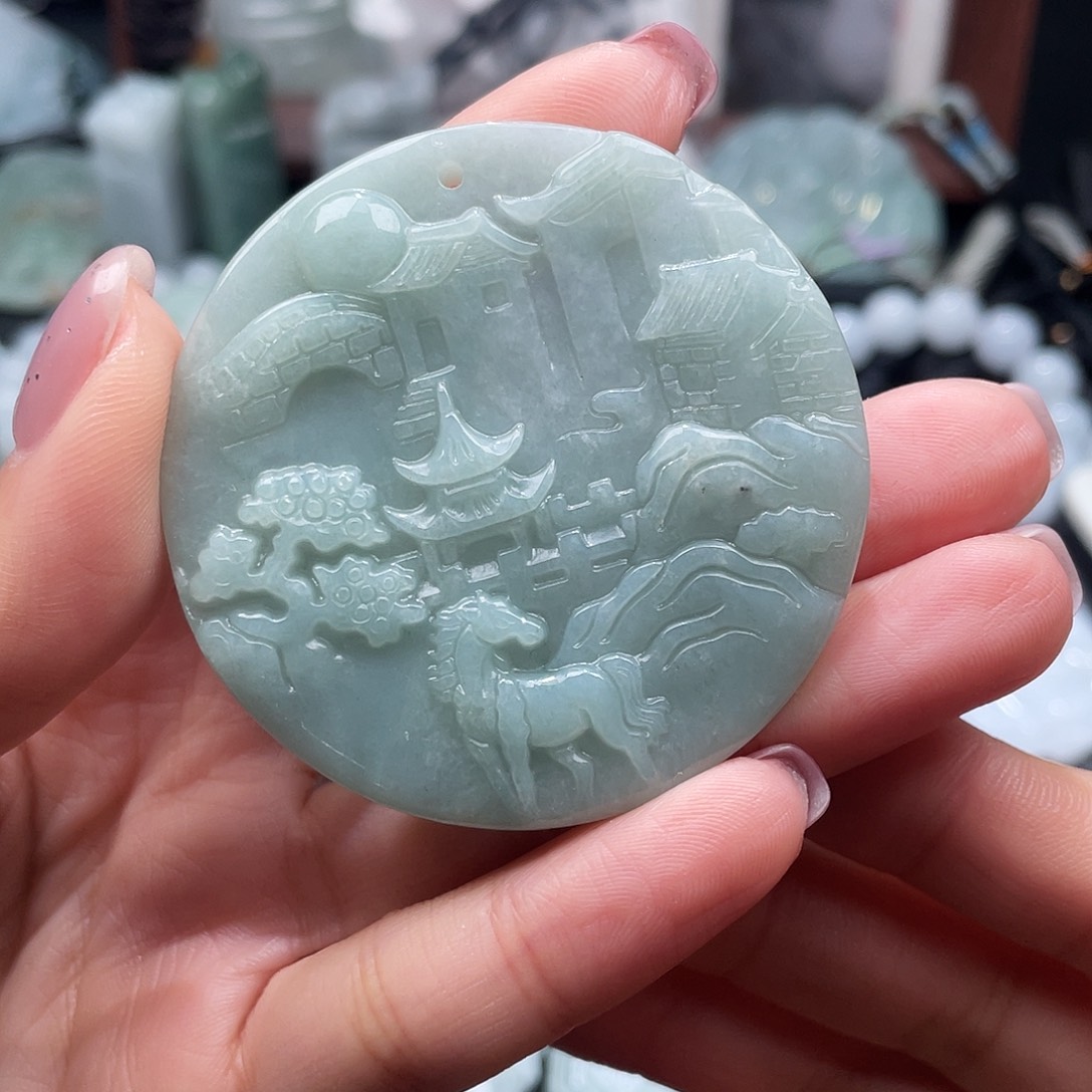 翡翠未镶嵌颈饰翡翠