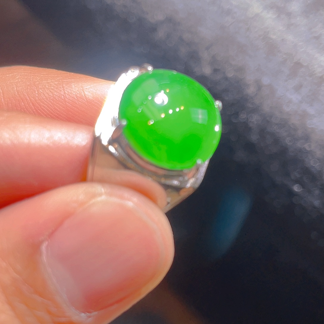 翡翠颈饰银S925镶嵌翡翠