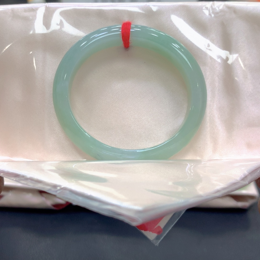 翡翠未镶嵌手镯翡翠13