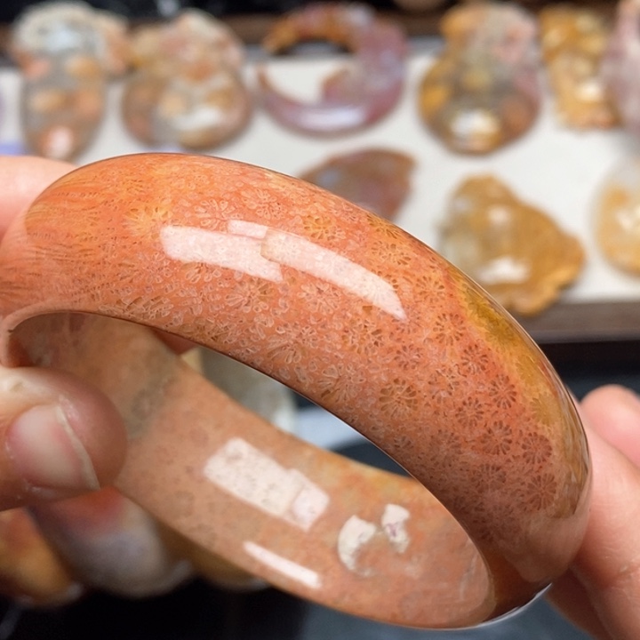 硅化珊瑚（珊瑚玉）手镯未镶嵌55
