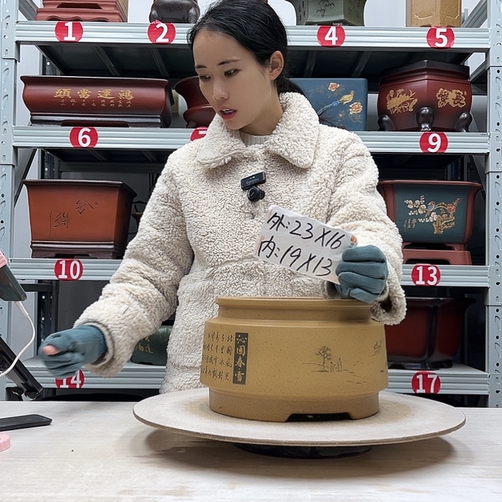 紫砂花盆紫砂花盆