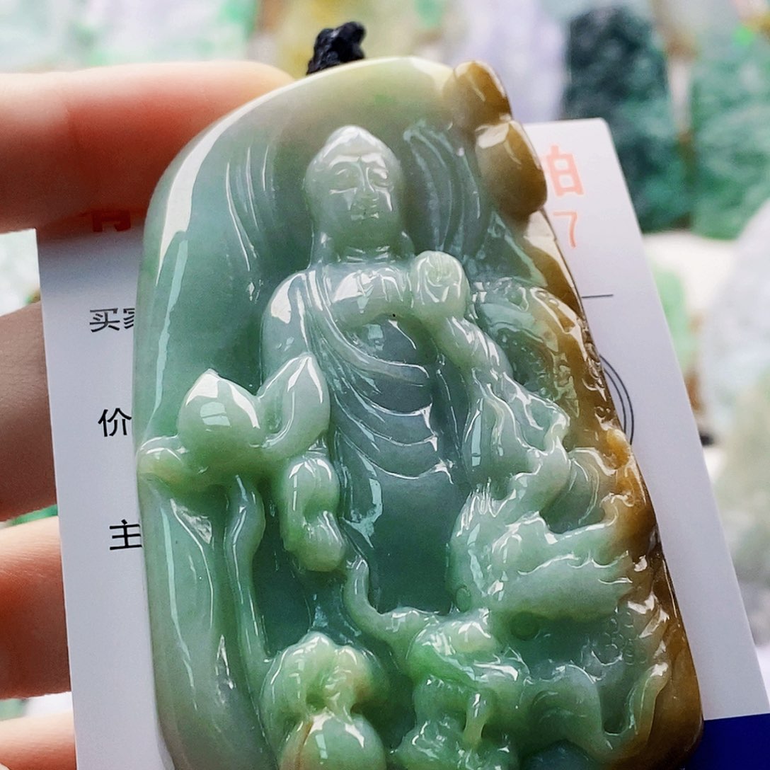 吊坠(不含链)未镶嵌翡翠