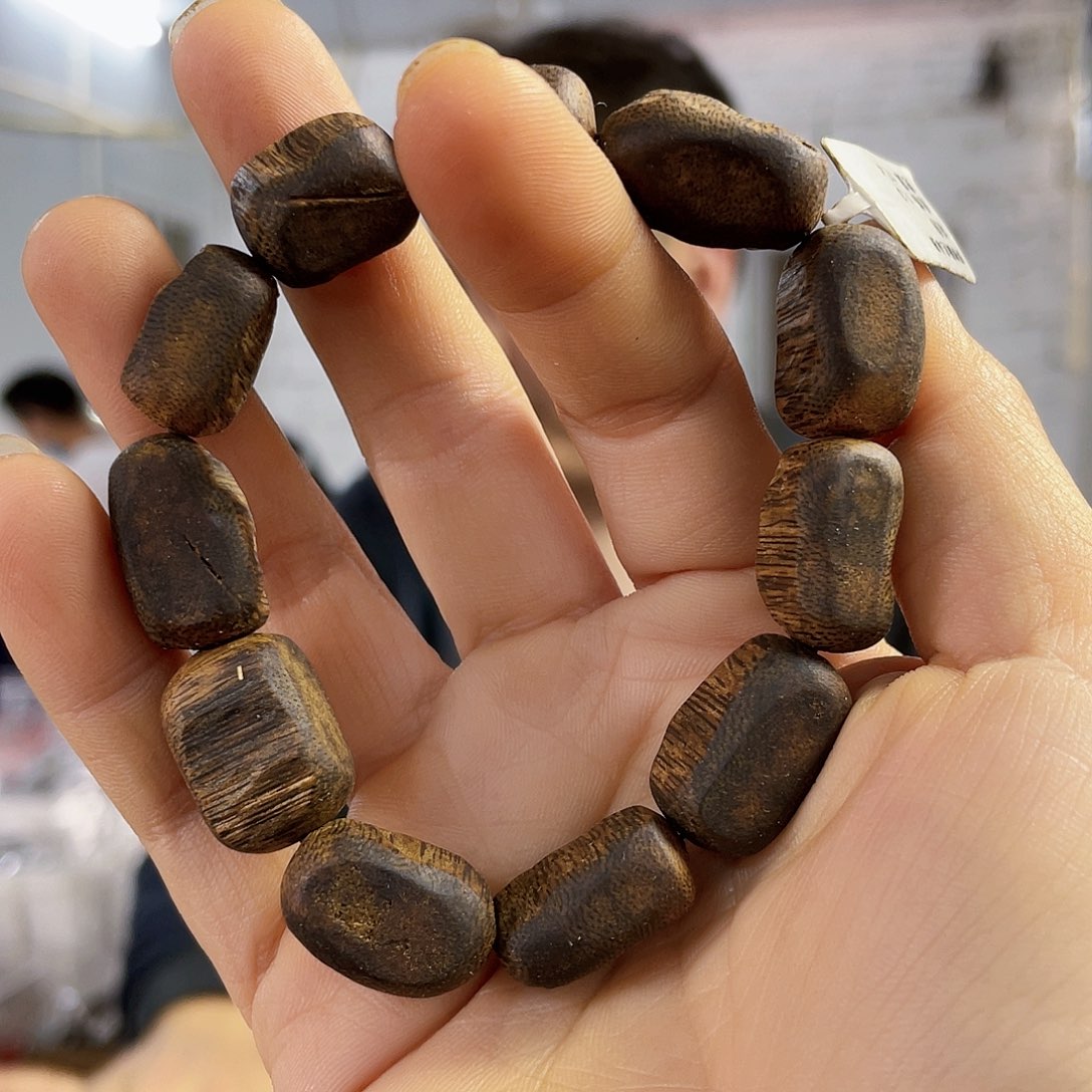 沉香手串棋楠板头留疤单圈1.3/17克多样性发一