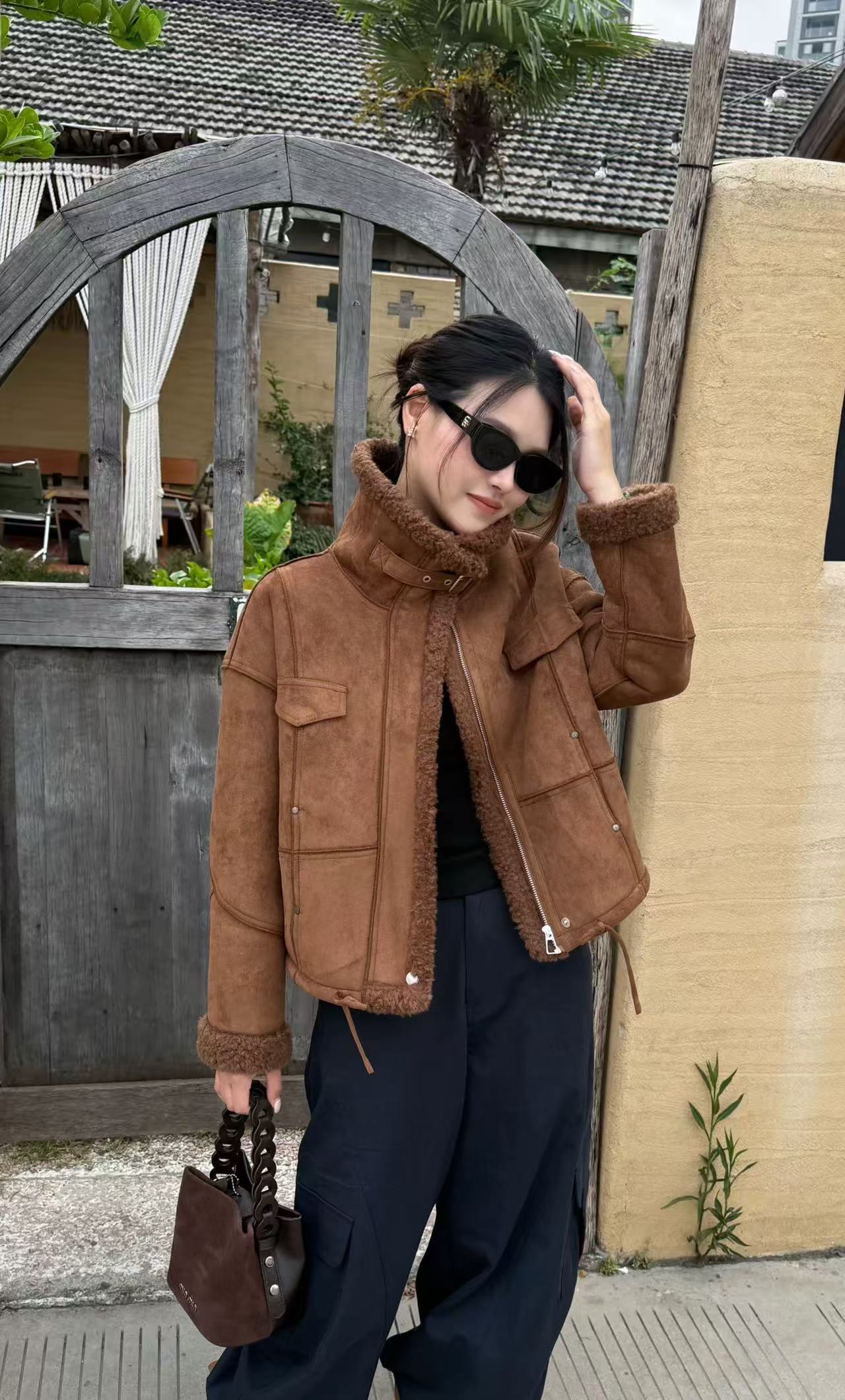 厚款常规款冬季保暖女短外套