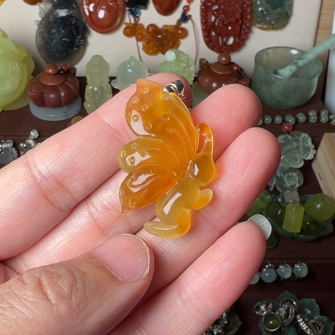 蛇纹石玉吊坠(不含链)未镶嵌