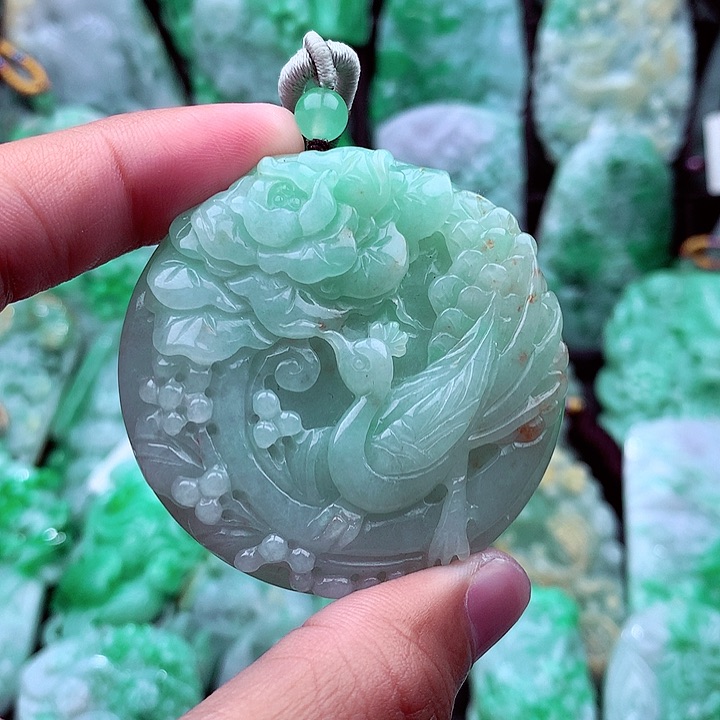 翡翠吊坠(不含链)未镶嵌