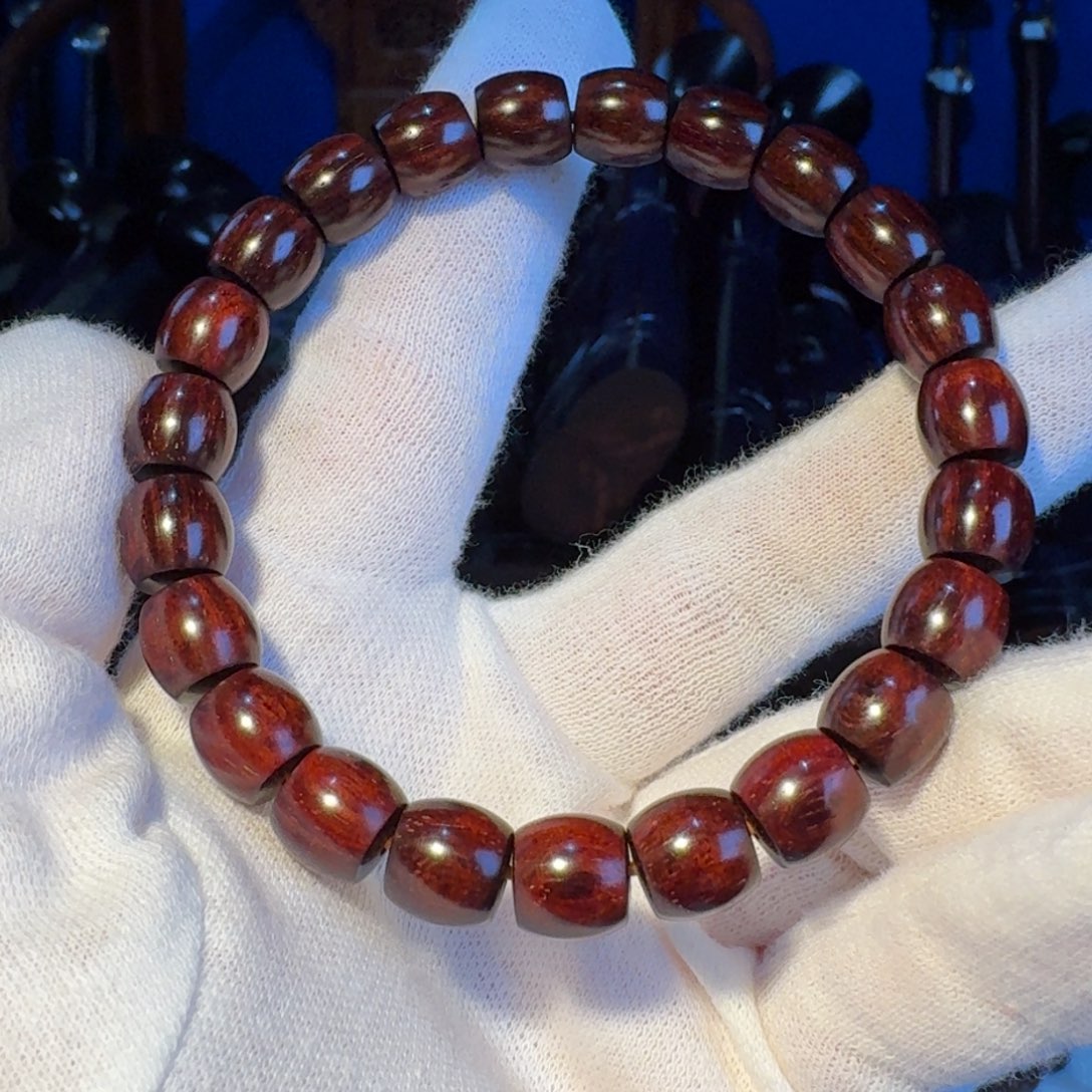 小叶紫檀手串/手链精工精磨福利体验价高油密三味线古琴料