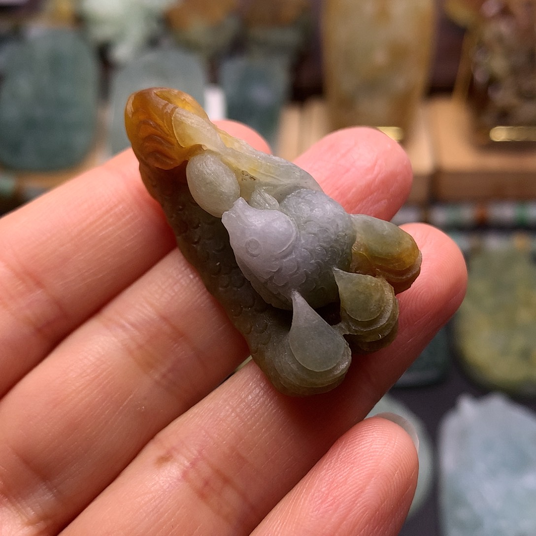 定制翡翠未镶嵌翡翠