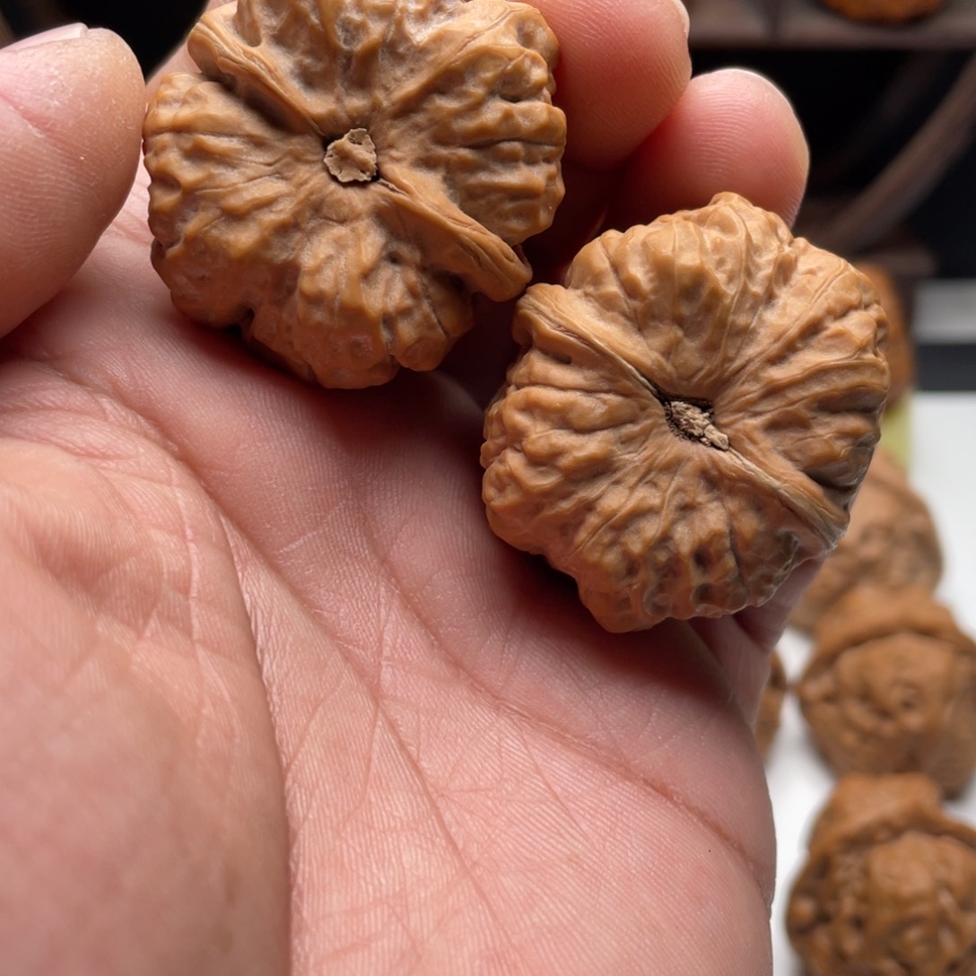 L***.吊坠文玩核桃蛤蟆头核桃 37