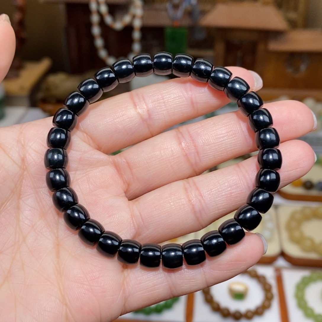 和田玉手串未镶嵌