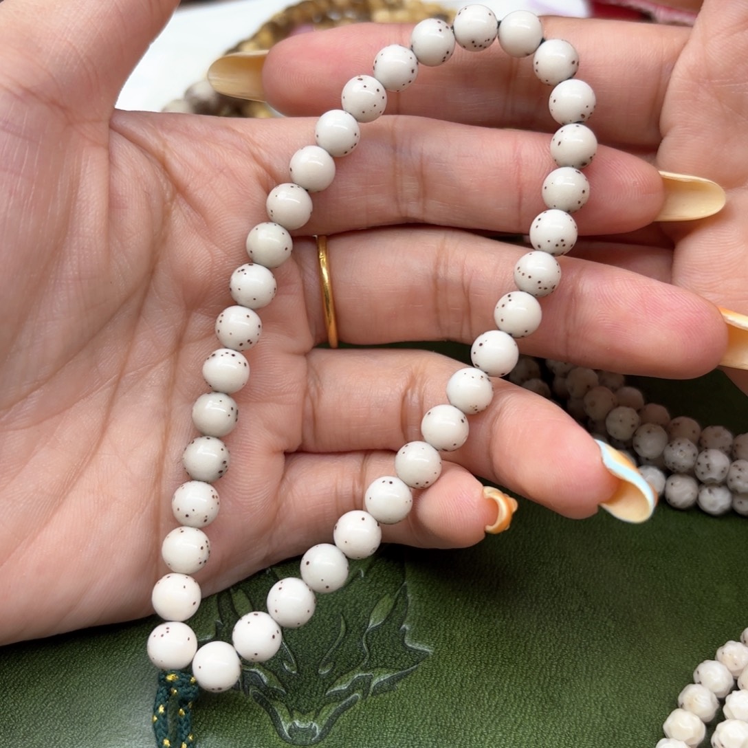 星月菩提手串7mm圆珠手持❗️大留白小糖豆❗️石玉料❗️