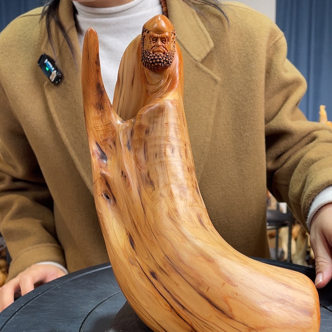 柏木（崖柏）随型艺术根雕