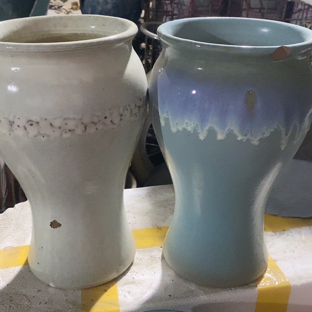 红陶瑕疵15-27两个