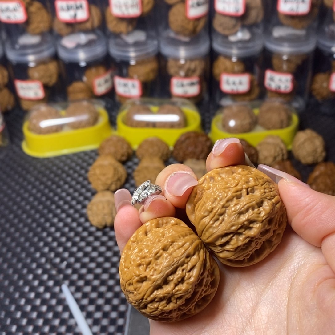 文玩核桃吊坠铁锤37.5