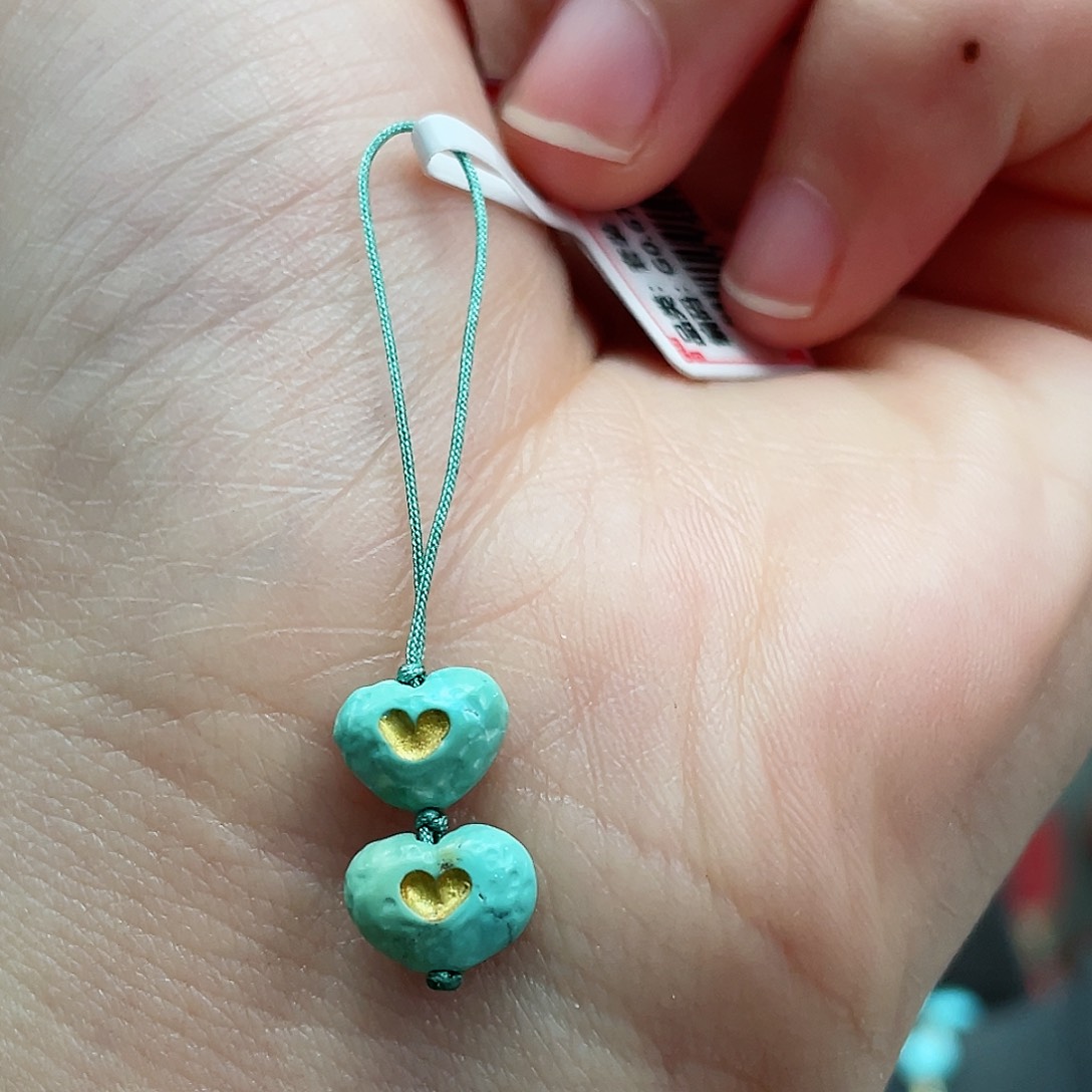 绿松石颈饰未镶嵌